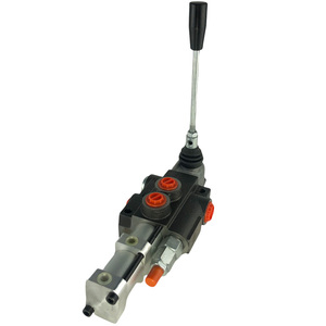 Hydraulický rozvaděč jednosekční Z80 D1 GKZ1 P, pneumatické ovládání + páka